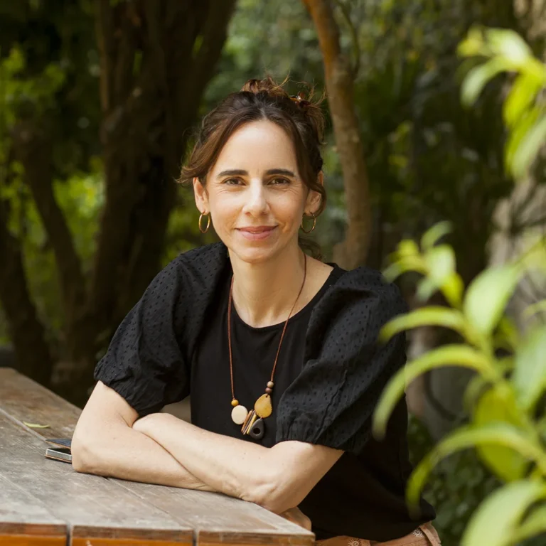 Malena Martinez. sorella di Virgilio Martinez