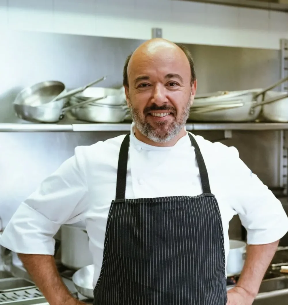 Dennis Panzeri chef del ristorante la piola di piazza duomo ad Alba