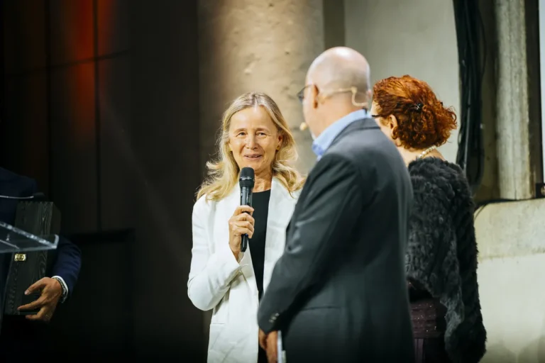 Mariella Organi vincitrice del Premio Bob Noto 2024