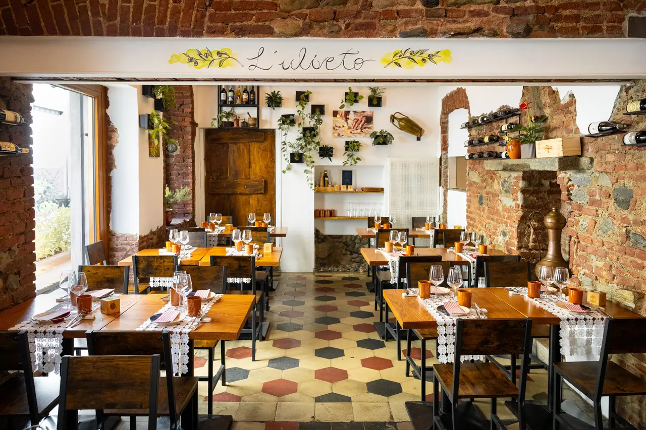 The Olive Grove - Location