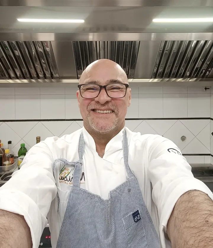 Chef Sumito Estévez