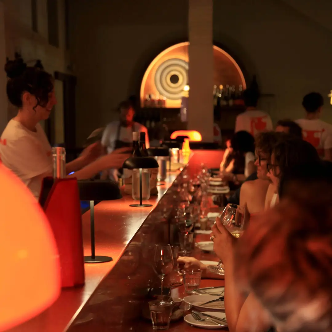 Super Restaurant Bar